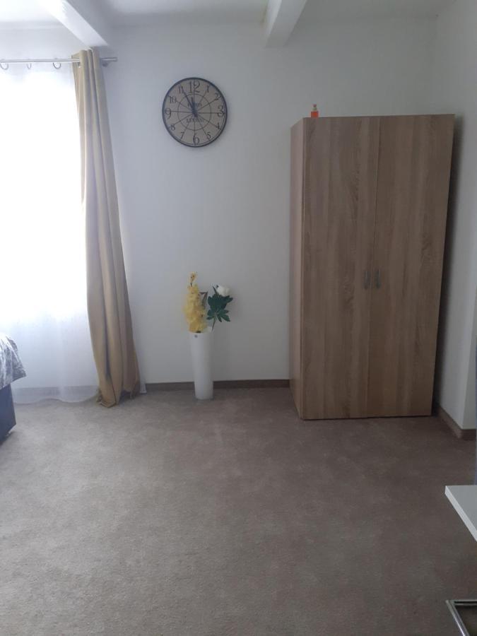 Apartments Stars Velika Gorica Bagian luar foto