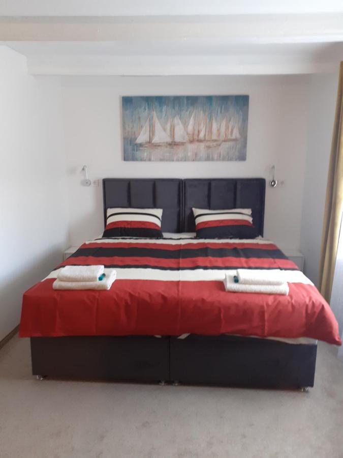 Apartments Stars Velika Gorica Bagian luar foto